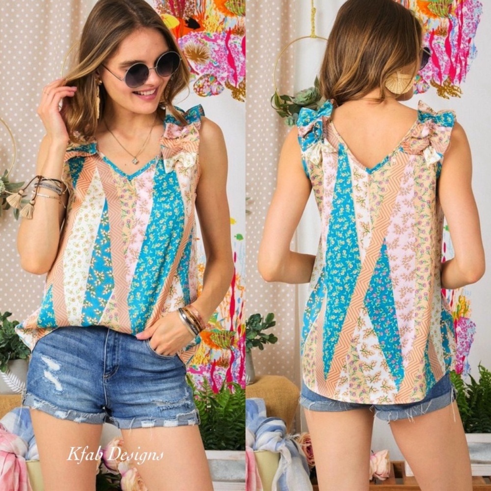 B67💚💗Pretty satiny tank top w/ruffle shoulder detail💚💗 Gr8 party starter!